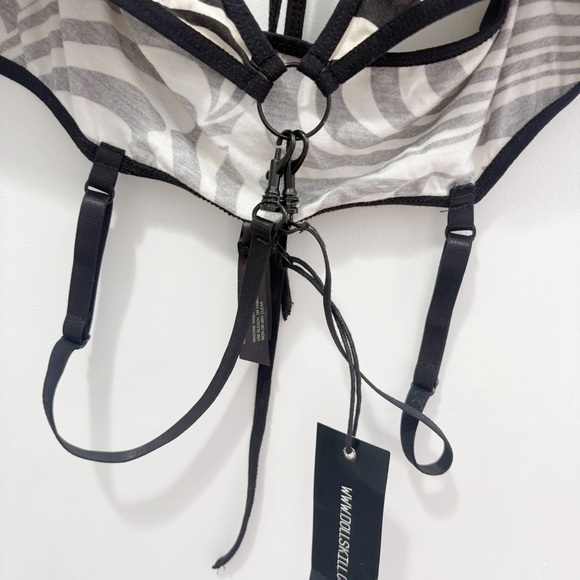 Dolls Kill Club Exx Waking Dream Halter Top Swirl Print Size Medium NWT New - Picture 8 of 16